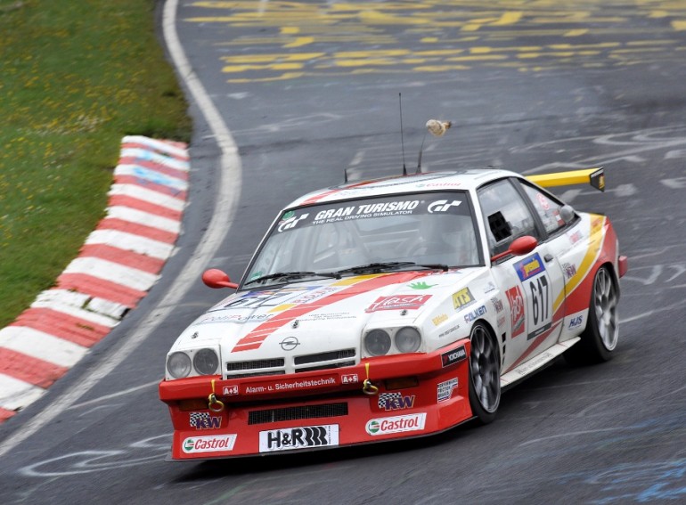 http://www.speedinfocus.de/kissling-opel-manta-100-vln-rennen-und-kein-bisschen-muede/