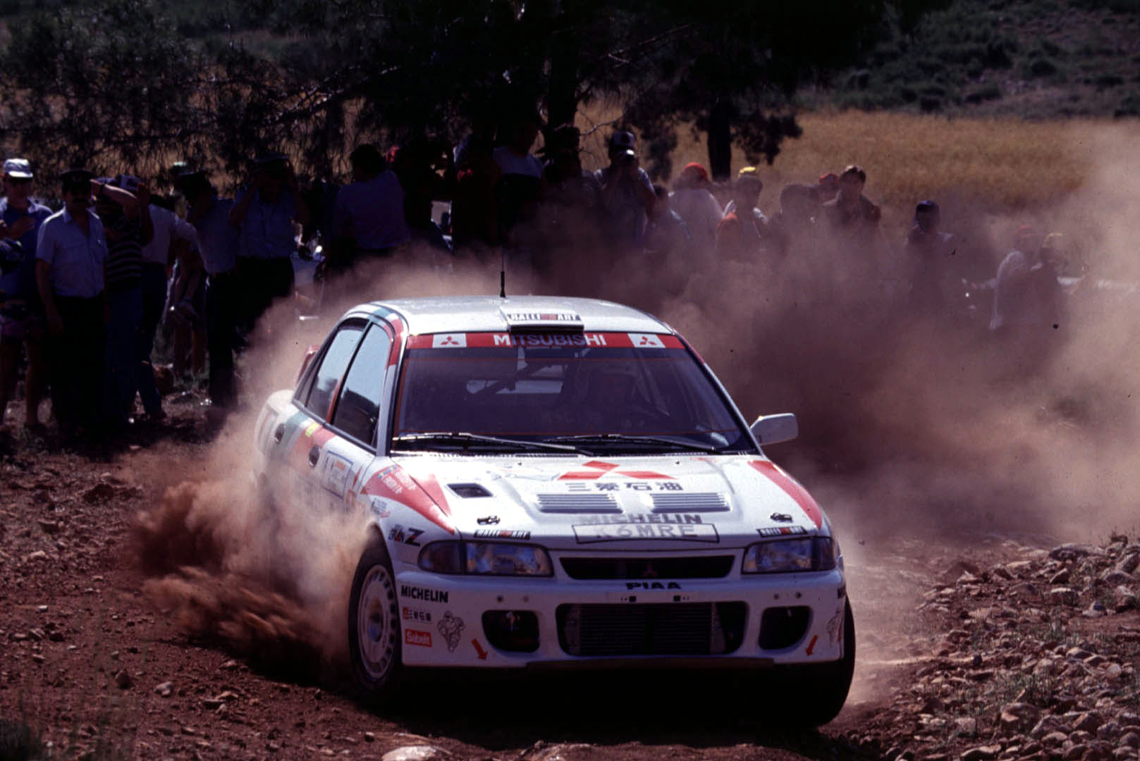 出典:http://www.mitsubishi-motors.co.jp/motorsports/01photo/wrclib.html