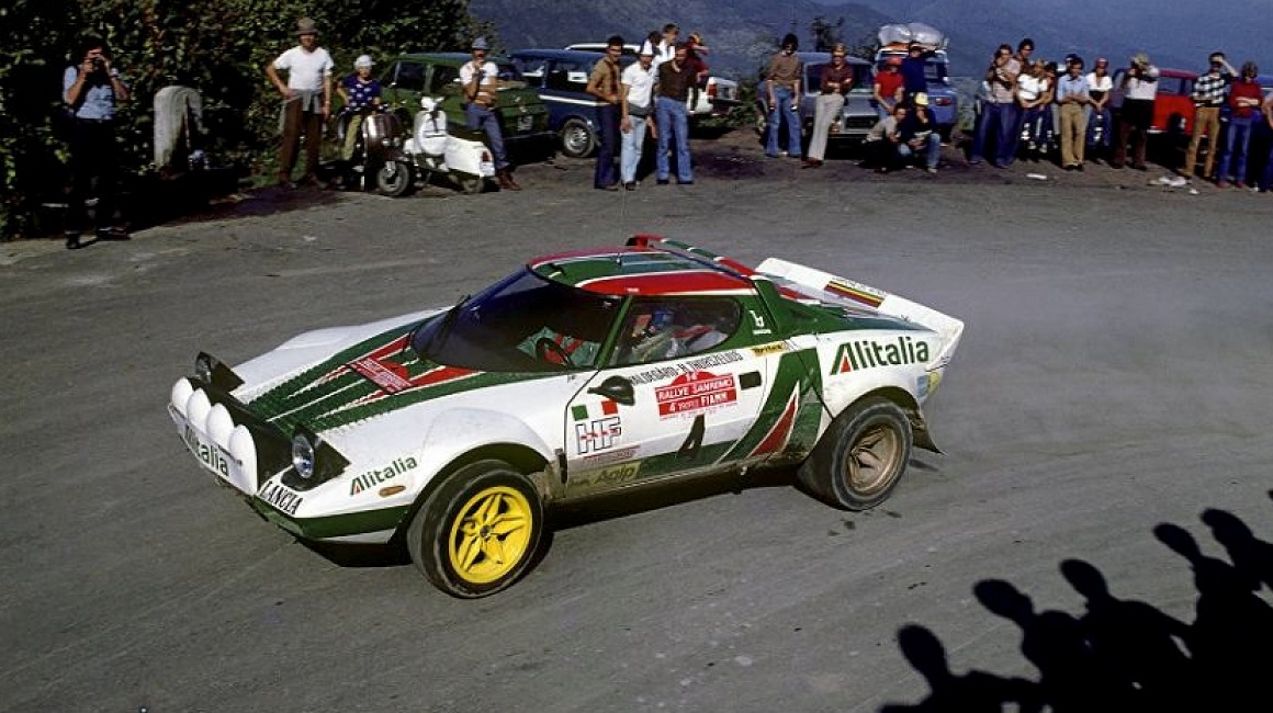 出典:http://www.motorsportretro.com/2014/09/bjorn-waldegard-lancia-stratos/