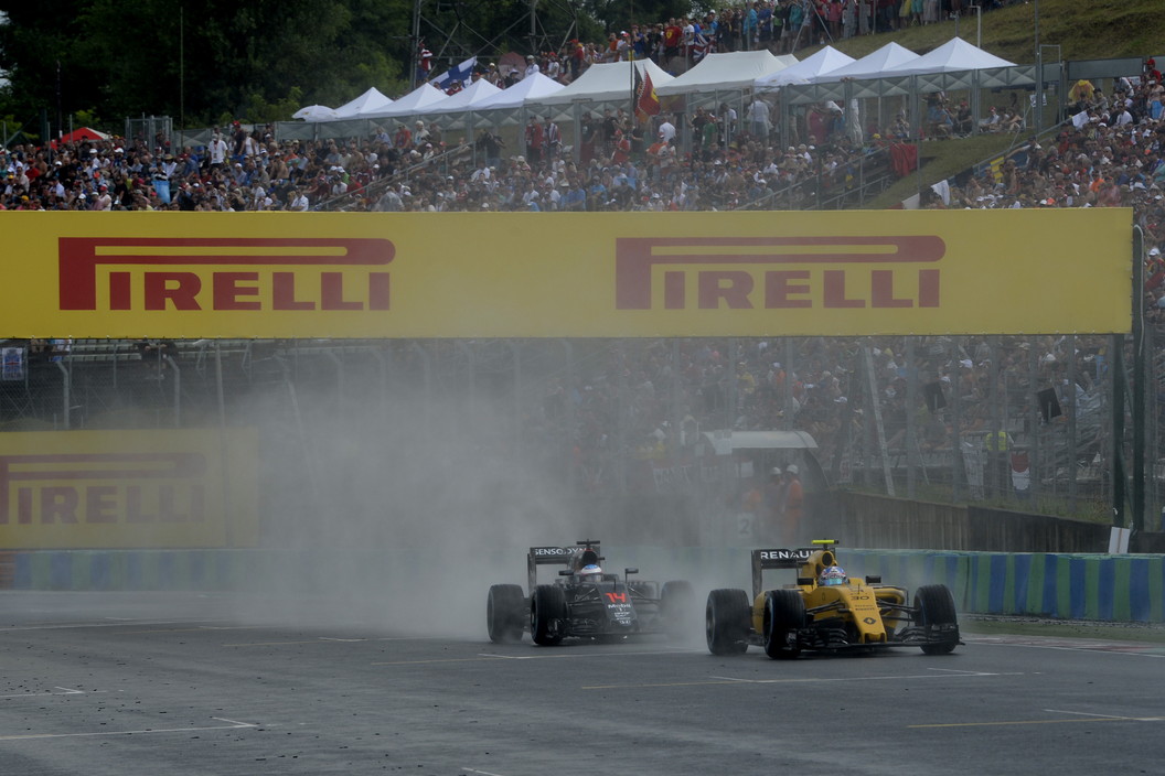 予選はレインコンディションでした。(©Pirelli)