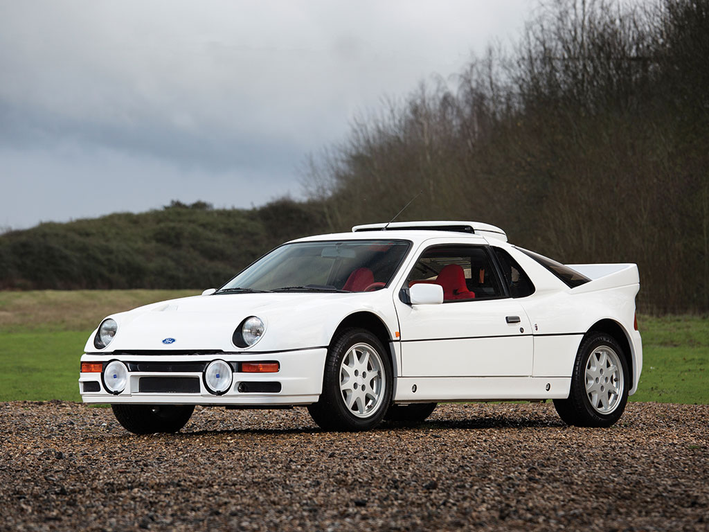 出典:http://www.autoevolution.com/news/ford-rs200-evolution-heading-to-amelia-island-auction-105082.html
