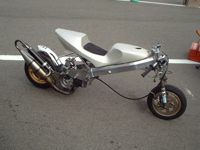 出典:http://www.geocities.co.jp/MotorCity-Circuit/