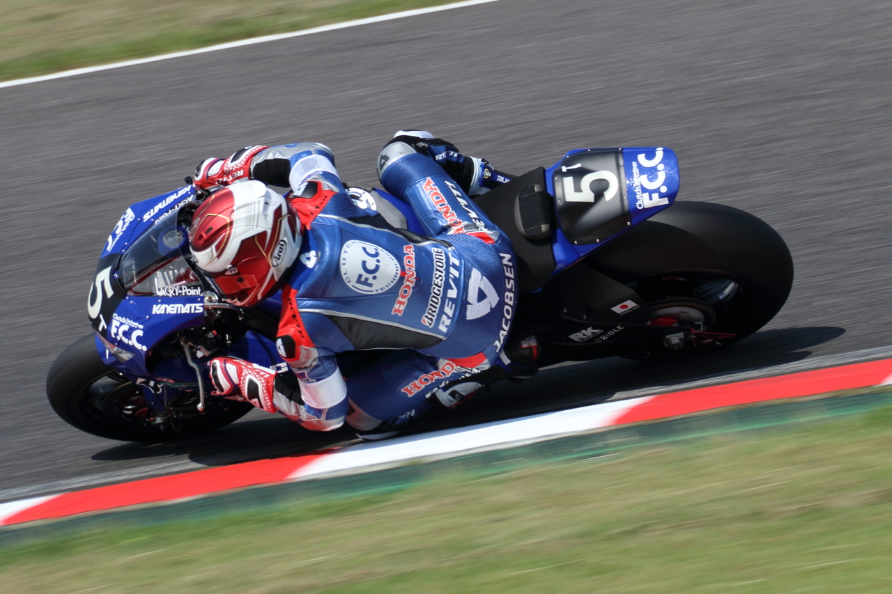 Photo by Tomohiro Yoshita