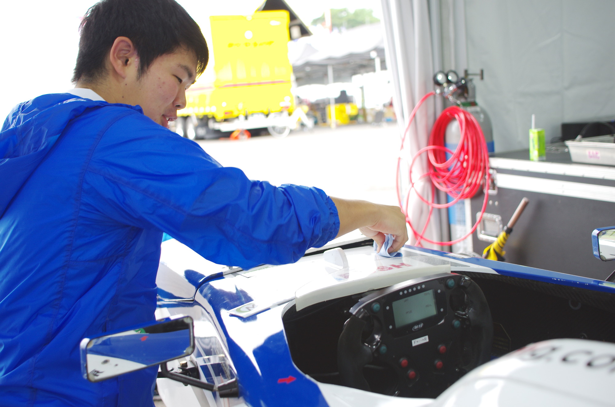 FIA-F4 根本悠生