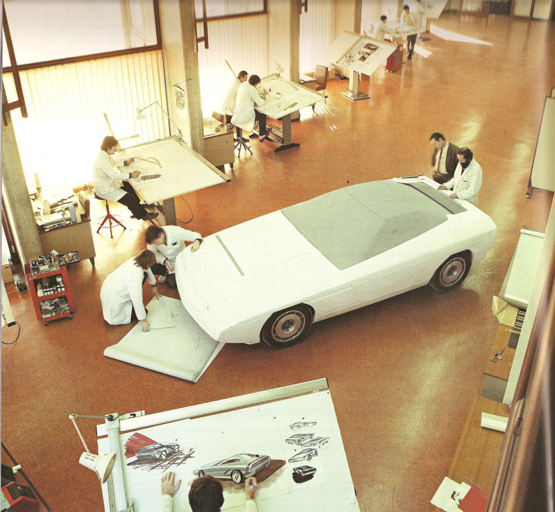 出典:http://kinja.roadandtrack.com/the-fall-of-the-house-of-bertone-1653341869