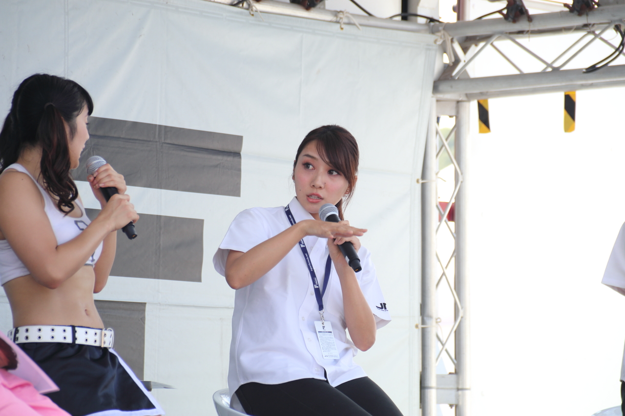 Photo by Tomohiro Yoshita