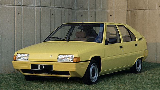 出典：http://www.windingroad.com/articles/news/ten-of-the-greatest-designs-from-marcello-gandini/