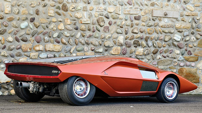 出典:http://www.windingroad.com/articles/news/ten-of-the-greatest-designs-from-marcello-gandini/