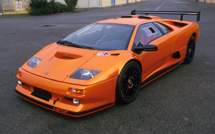 出典:https://caberz.wordpress.com/2012/04/08/lamborghini-diablo-limited-edition-cars/