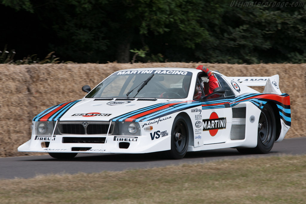 出典:http://tech-racingcars.wikidot.com/lancia-beta-monte-carlo