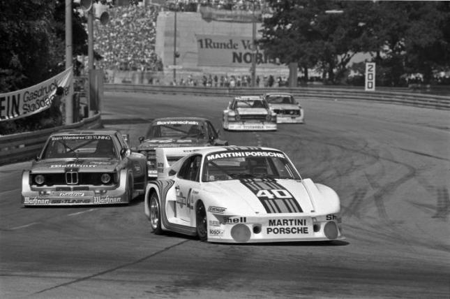 出典:http://left-lane.com/martini-racing-collection-louwman-museum/