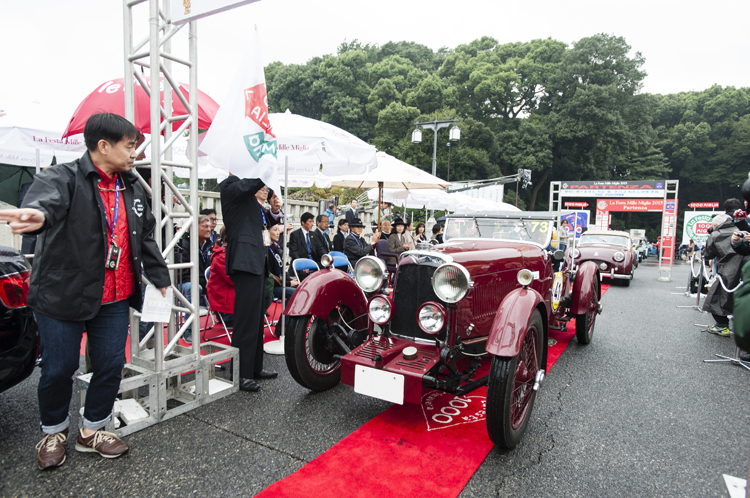 出典:http://www.lafestamm.com/2015/photo_gallery/images/day1/o_day1_024.jpg