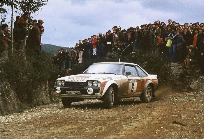 出典:http://rallyphoto.blog71.fc2.com/?tag=RA40%A5%BB%A5%EA%A5%AB%A1%A6%A5%E9%A5%EA%A1%BC