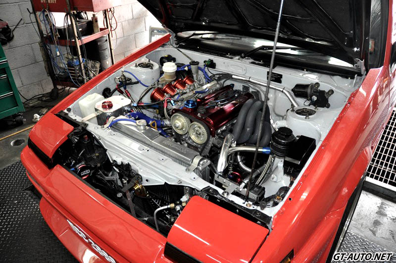 出典:http://www.gt-auto.net/images/stories/cars/09/dec/ae86/ext/DSC_0194.jpg