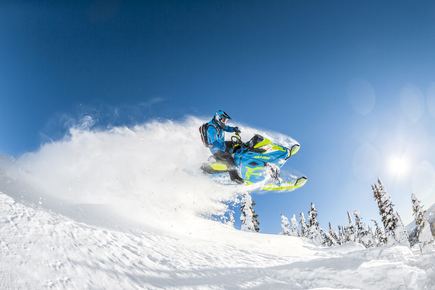 出典:http://www.passionmotoneige.com/2017-ski-doo-freeride