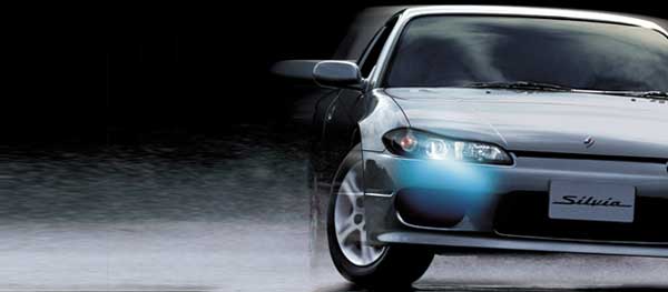 http://history.nissan.co.jp/SILVIA/S15/0201/