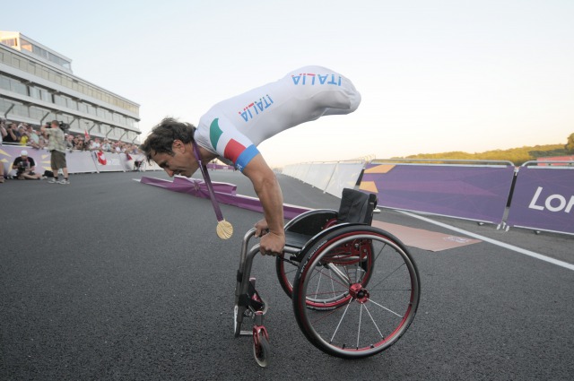 出典：http://www.alex-zanardi.com/