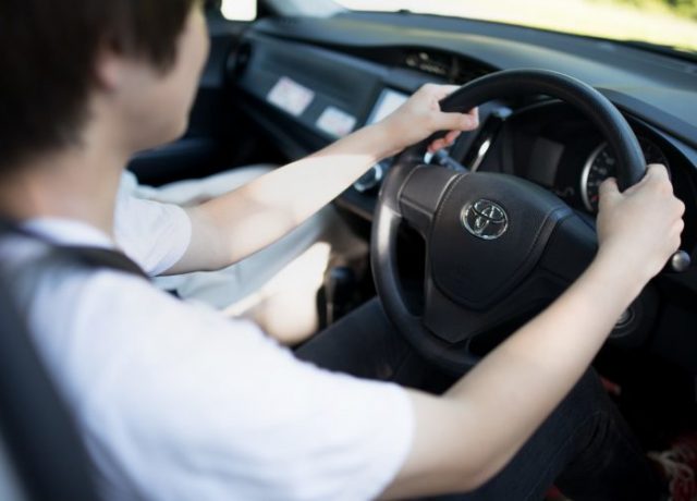 クルマの維持費が5万円も安くなります！愛車を貨物車登録してみよう！