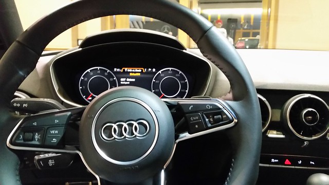 ドイツ車はハンドルが重いらしいけどなんで Motorz モーターズ クルマ バイクをもっと楽しくするメディア ドイツ車はハンドルが重いらしいけどなんで Motorz モーターズ クルマ バイクをもっと楽しくするメディア