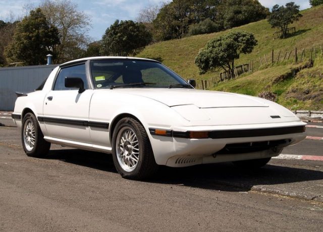 RX-7 - Motorz（モーターズ）- クルマ・バイクをもっと楽しくする 